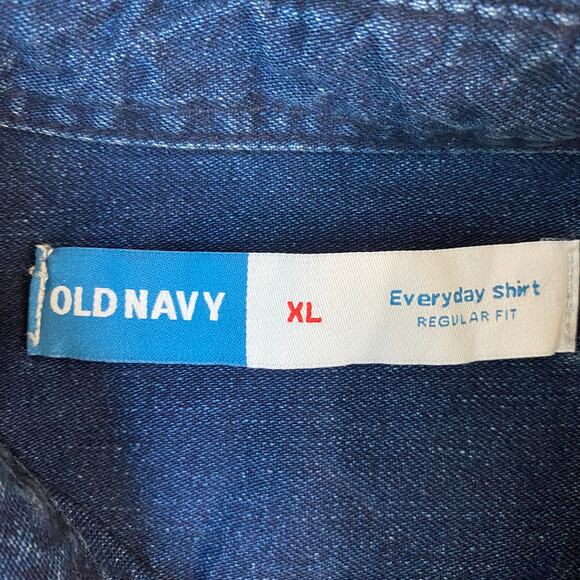 Old Navy Everyday Denim Shirt Men XL Blue Button Up Long Sleeve Regular Fit NWT - Picture 4 of 9